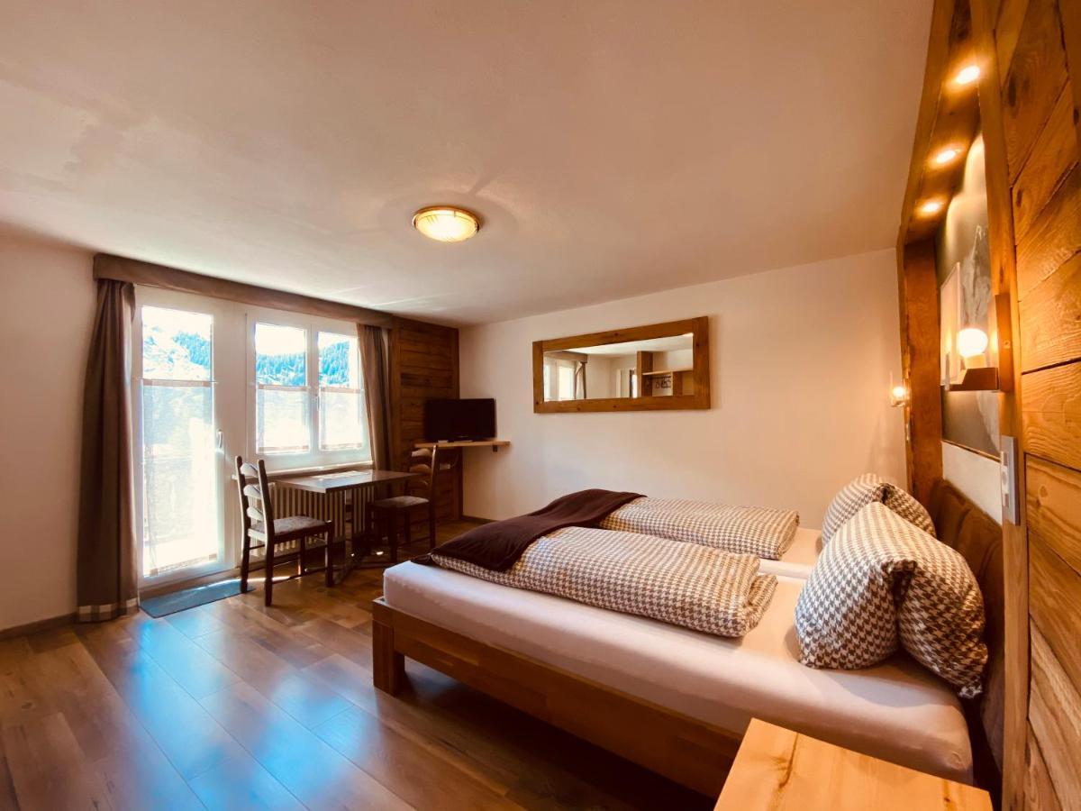 Mountain Lodge Седрун Екстер'єр фото