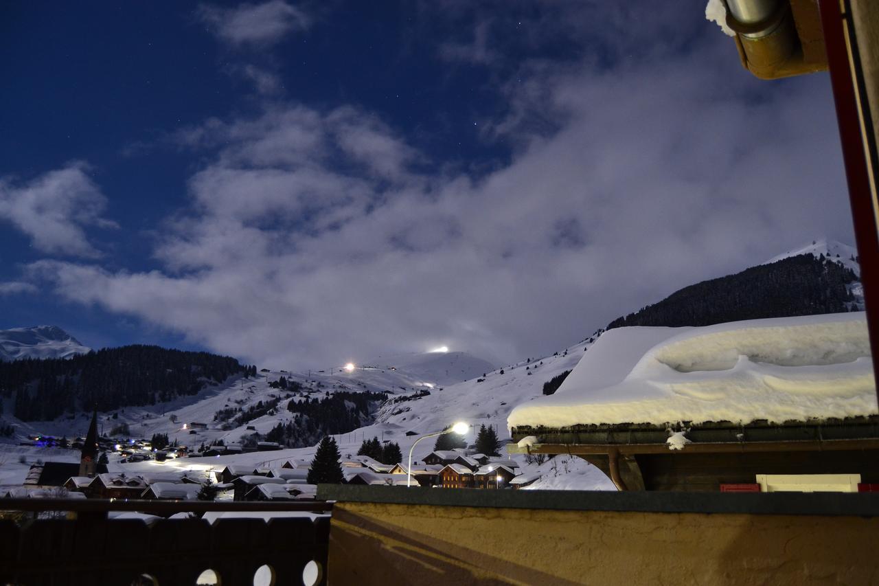 Mountain Lodge Седрун Екстер'єр фото
