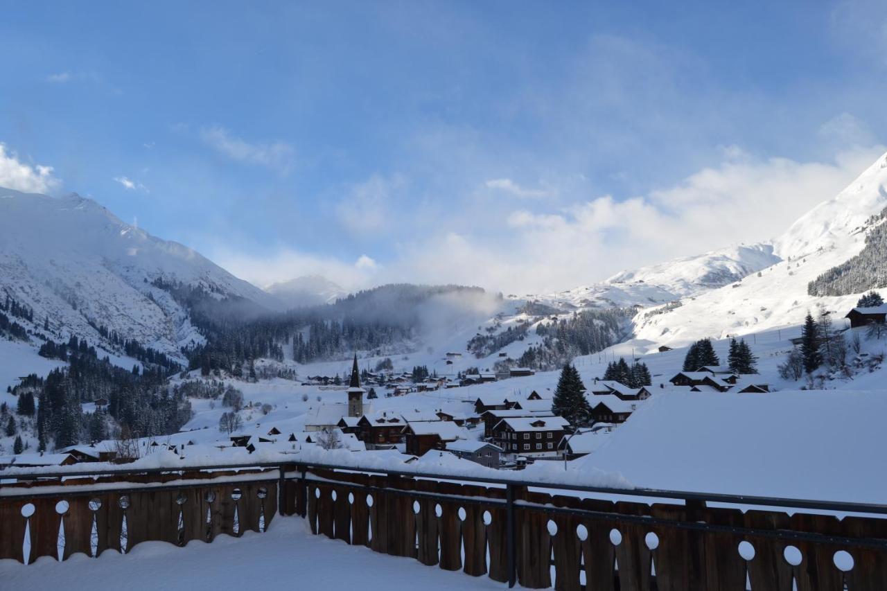 Mountain Lodge Седрун Екстер'єр фото