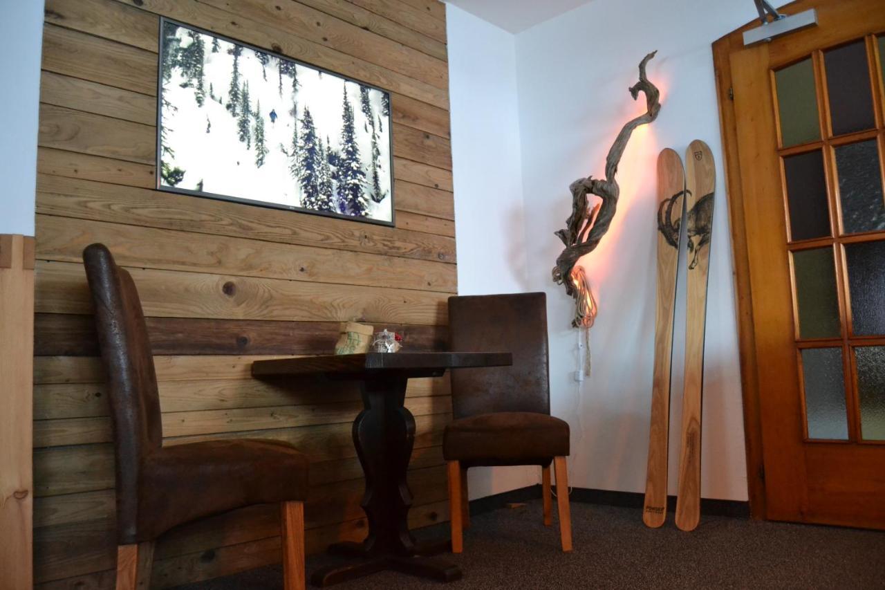 Mountain Lodge Седрун Екстер'єр фото